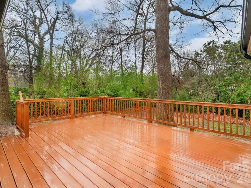 908 Woodside Drive, Kings Mountain, NC 28086.  MLS# CAR4358750, YatesRealty ID 10856. 
