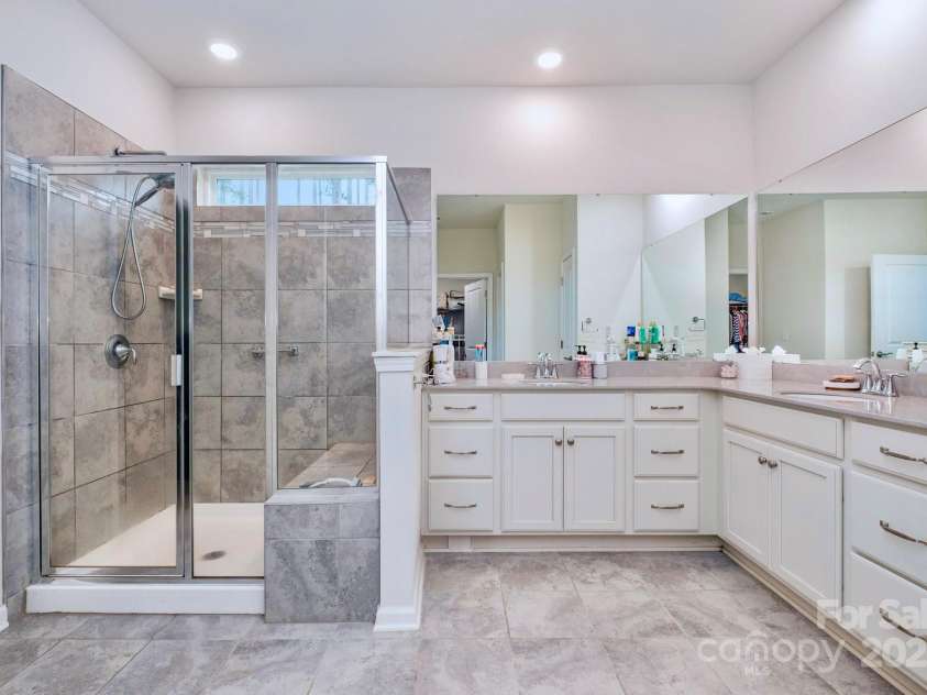 1029 Dali Boulevard, Mount Holly, NC 28120.  MLS# CAR4288022, YatesRealty ID 10857. 