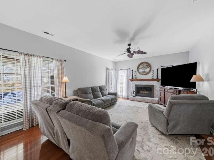 1440 Lockhart Place, Concord, NC 28027.  MLS# CAR4359760, YatesRealty ID 10857. 