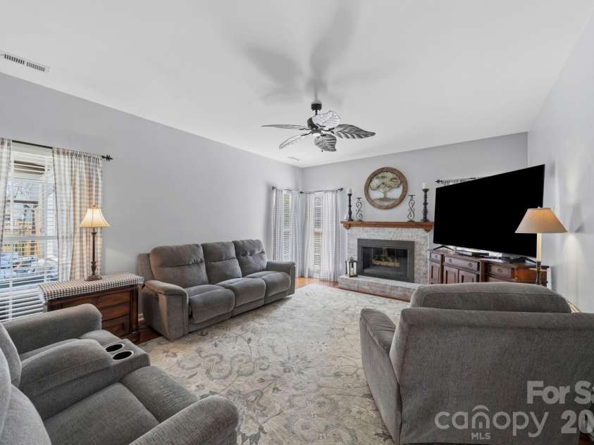 1440 Lockhart Place, Concord, NC 28027.  MLS# CAR4359760, YatesRealty ID 10857. 