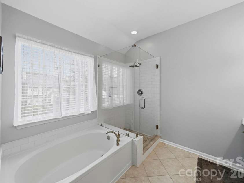 1440 Lockhart Place, Concord, NC 28027.  MLS# CAR4359760, YatesRealty ID 10857. 
