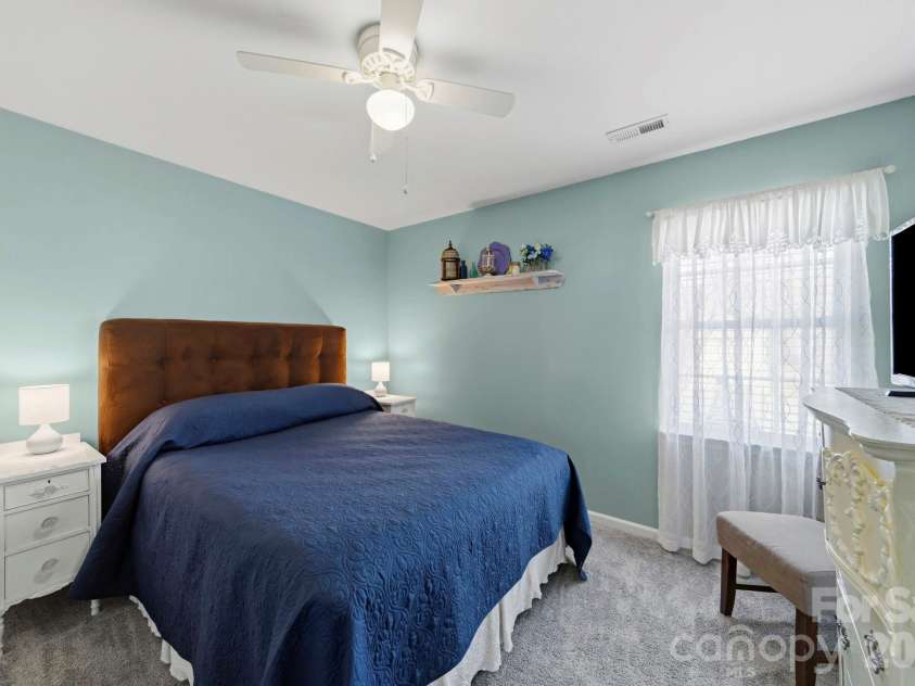 1440 Lockhart Place, Concord, NC 28027.  MLS# CAR4359760, YatesRealty ID 10857. 