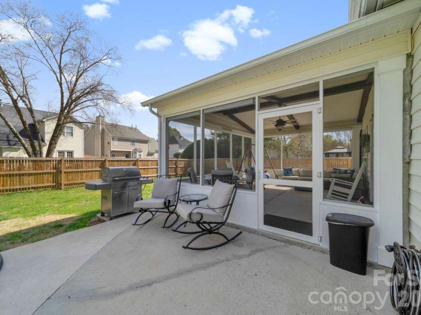 1440 Lockhart Place, Concord, NC 28027.  MLS# CAR4359760, YatesRealty ID 10857. 
