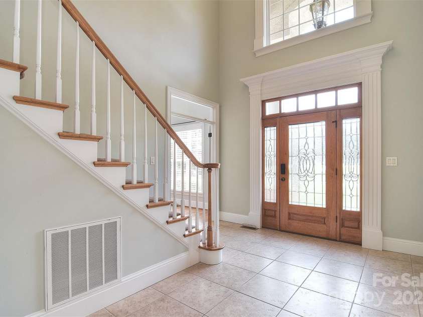 6927 Ellington Farm Lane, Mint Hill, NC 28227.  MLS# CAR4246832, YatesRealty ID 10858. 