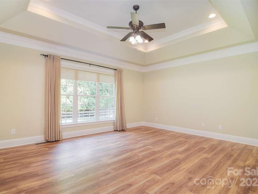 6927 Ellington Farm Lane, Mint Hill, NC 28227.  MLS# CAR4246832, YatesRealty ID 10858. 