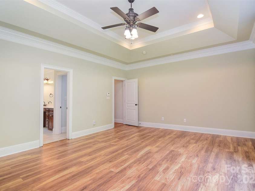 6927 Ellington Farm Lane, Mint Hill, NC 28227.  MLS# CAR4246832, YatesRealty ID 10858. 