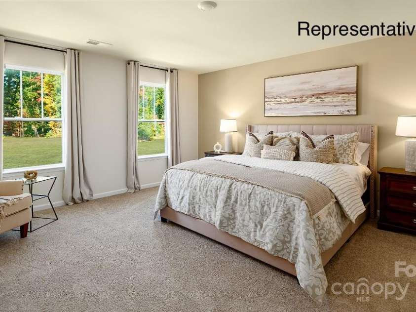 138 Meadow View Drive, Statesville, NC 28677.  MLS# CAR4251514, YatesRealty ID 10859. 