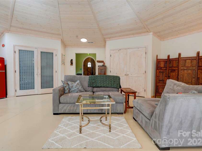 2224 Taylor Road, Shelby, NC 28152.  MLS# CAR4198848, YatesRealty ID 1086. 