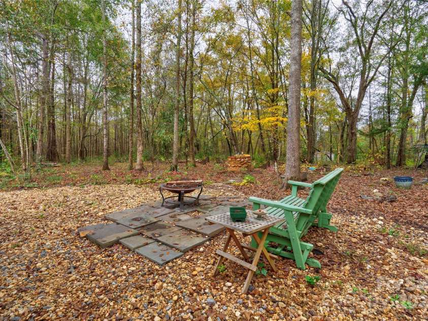 2224 Taylor Road, Shelby, NC 28152.  MLS# CAR4198848, YatesRealty ID 1086. 