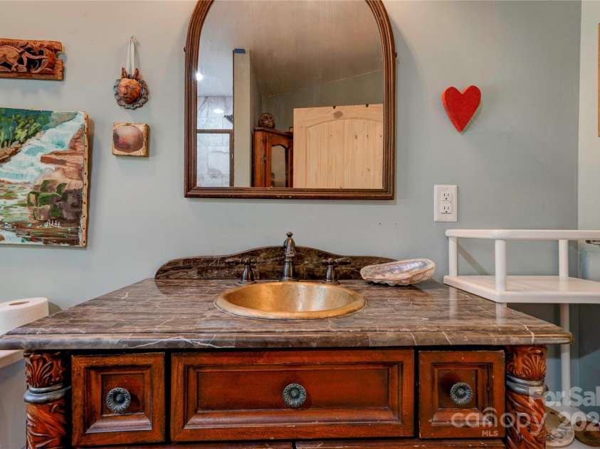 2224 Taylor Road, Shelby, NC 28152.  MLS# CAR4198848, YatesRealty ID 1086. Full Bath