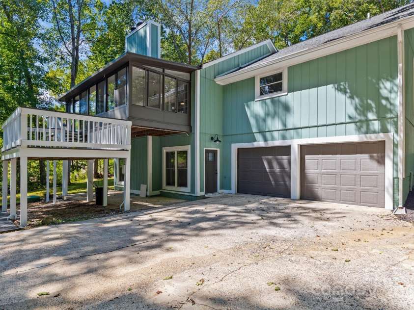 948 Kingswood Drive, Rock Hill, SC 29732.  MLS# CAR4301642, YatesRealty ID 10861. 