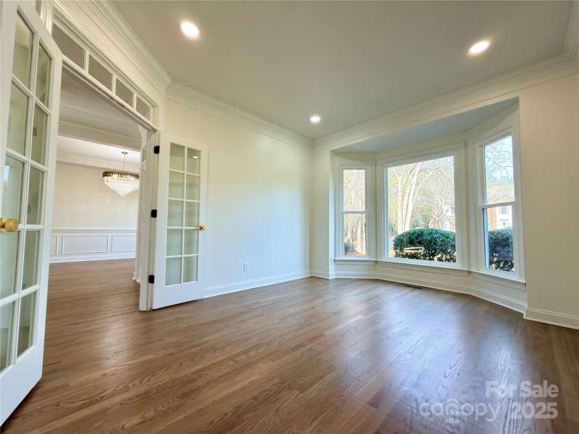 5125 Belicourt Drive, Charlotte, NC 28277.  MLS# CAR4331417, YatesRealty ID 10862. Office