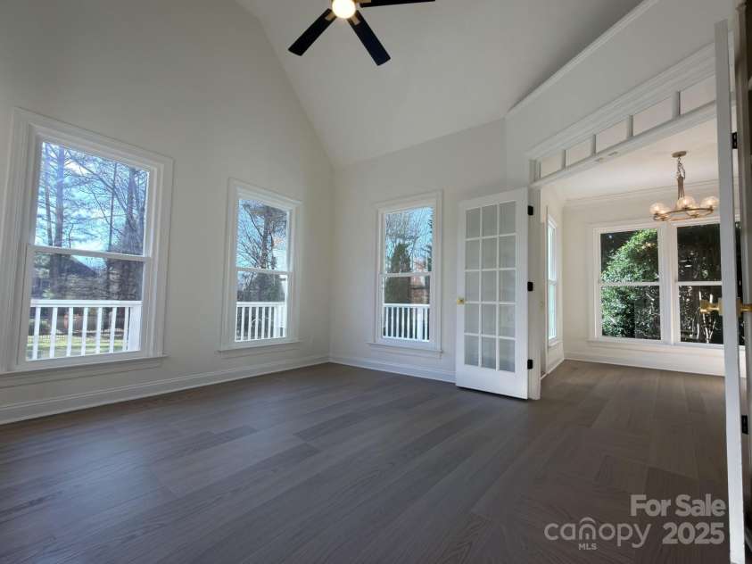 5125 Belicourt Drive, Charlotte, NC 28277.  MLS# CAR4331417, YatesRealty ID 10862. Sunroom