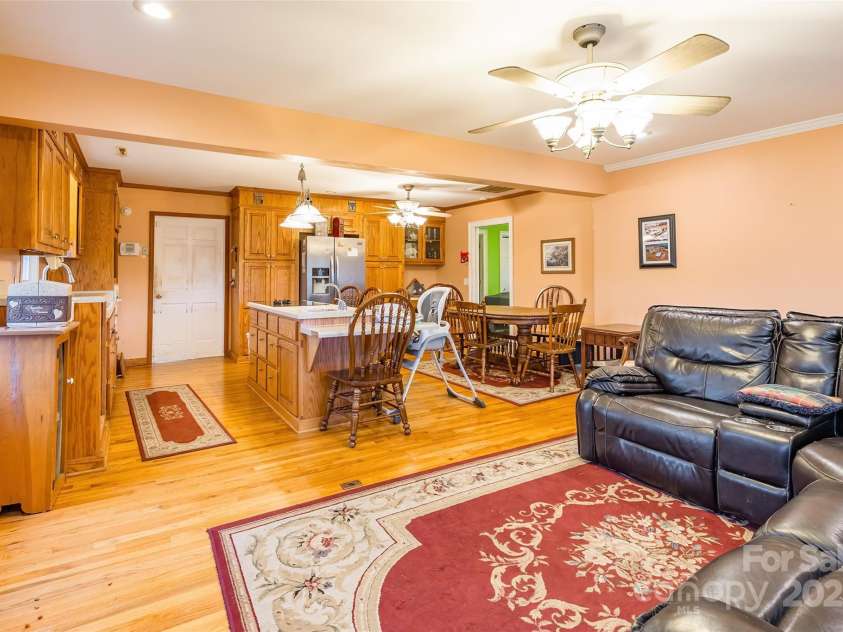 2455 Wellridge Road, Chester, SC 29706.  MLS# CAR4232433, YatesRealty ID 10863. 