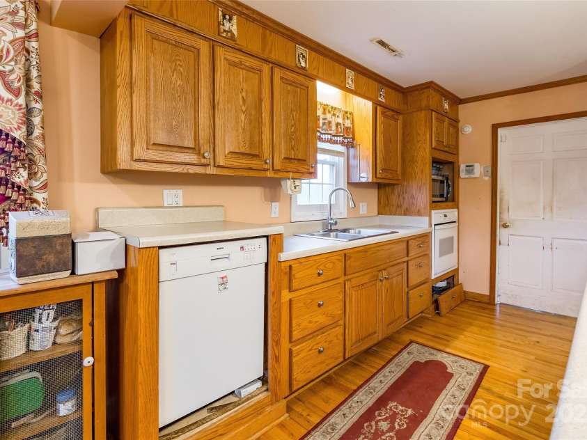 2455 Wellridge Road, Chester, SC 29706.  MLS# CAR4232433, YatesRealty ID 10863. 