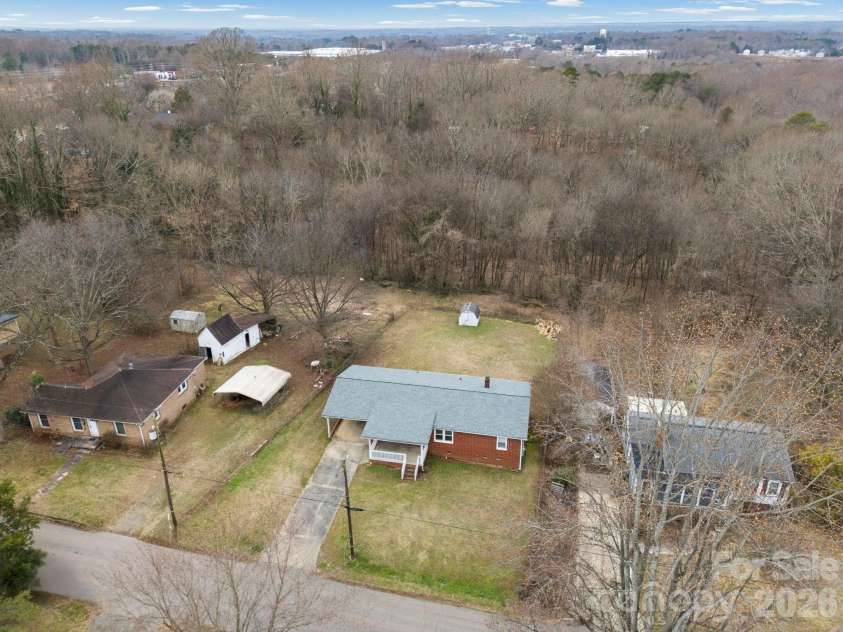 309 Green Street, Lincolnton, NC 28092.  MLS# CAR4331904, YatesRealty ID 10863. 