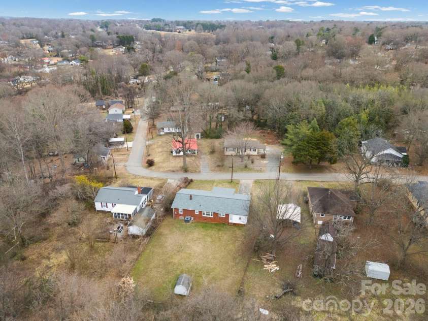 309 Green Street, Lincolnton, NC 28092.  MLS# CAR4331904, YatesRealty ID 10863. 