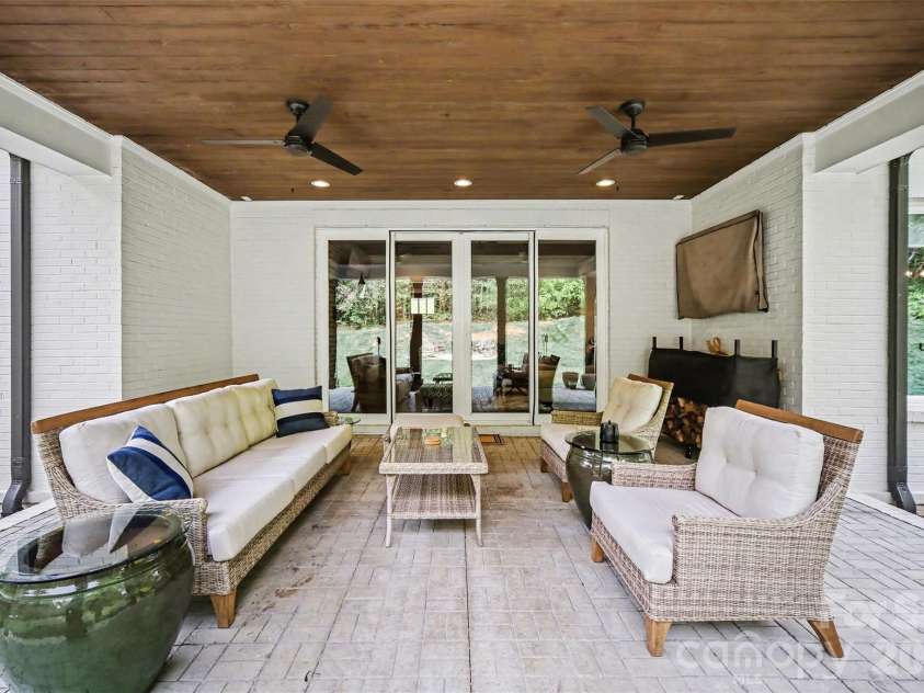 4317 Steepleton Way, Charlotte, NC 28215.  MLS# CAR4363516, YatesRealty ID 10864. Covered Back porch