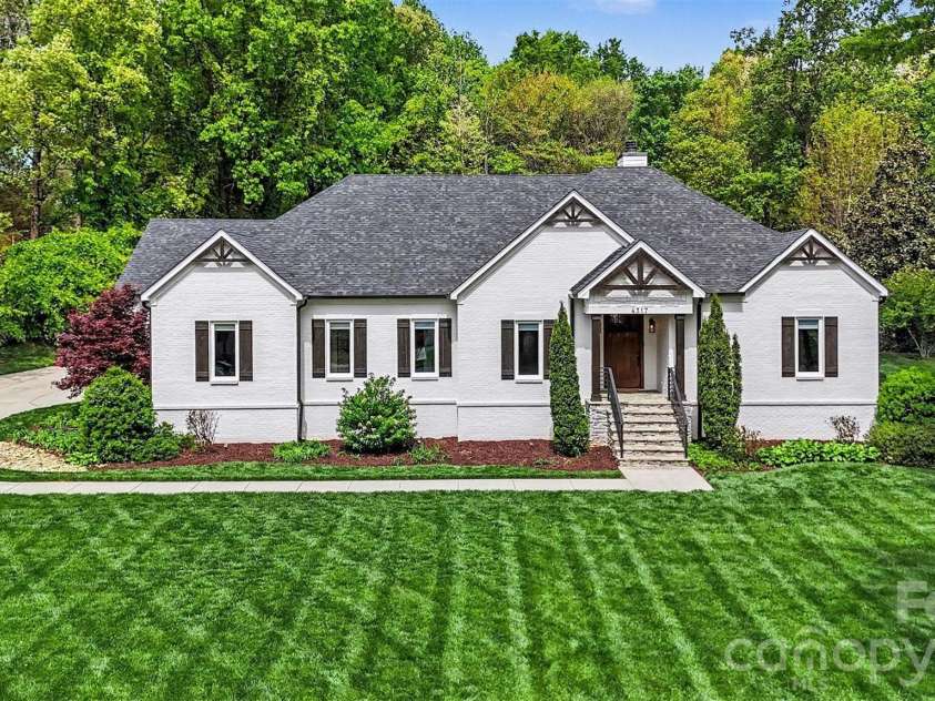 4317 Steepleton Way, Charlotte, NC 28215.  MLS# CAR4363516, YatesRealty ID 10864. Front Exterior