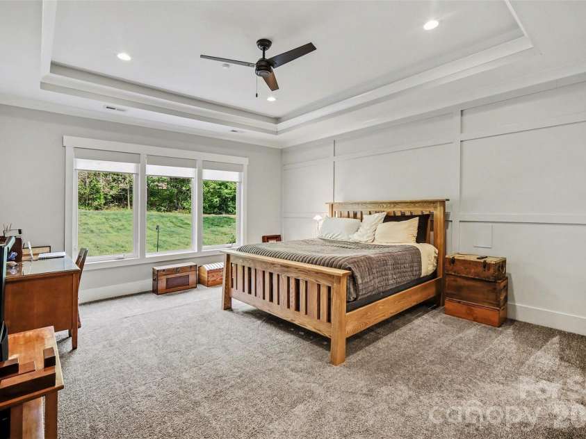 4317 Steepleton Way, Charlotte, NC 28215.  MLS# CAR4363516, YatesRealty ID 10864. Primary Bedroom