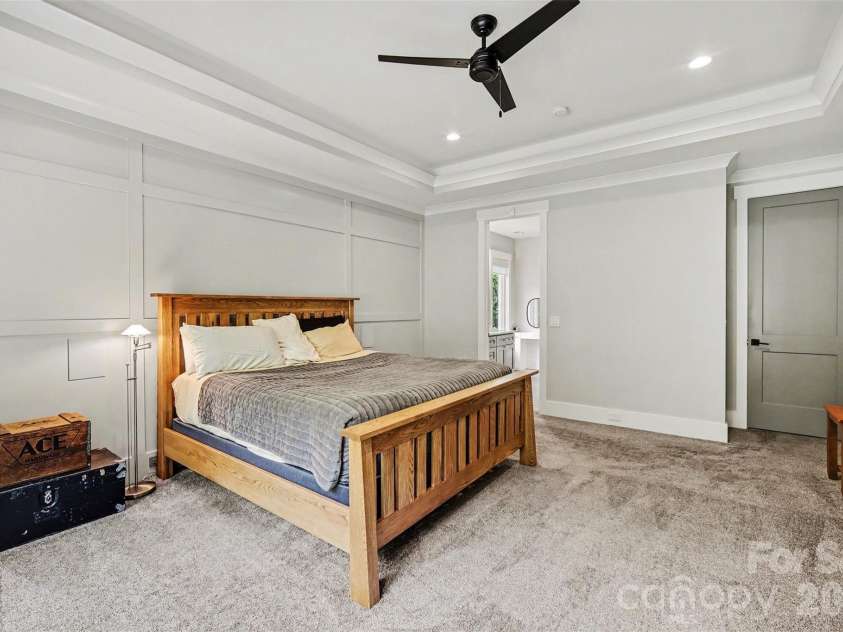 4317 Steepleton Way, Charlotte, NC 28215.  MLS# CAR4363516, YatesRealty ID 10864. Primary Bedroom