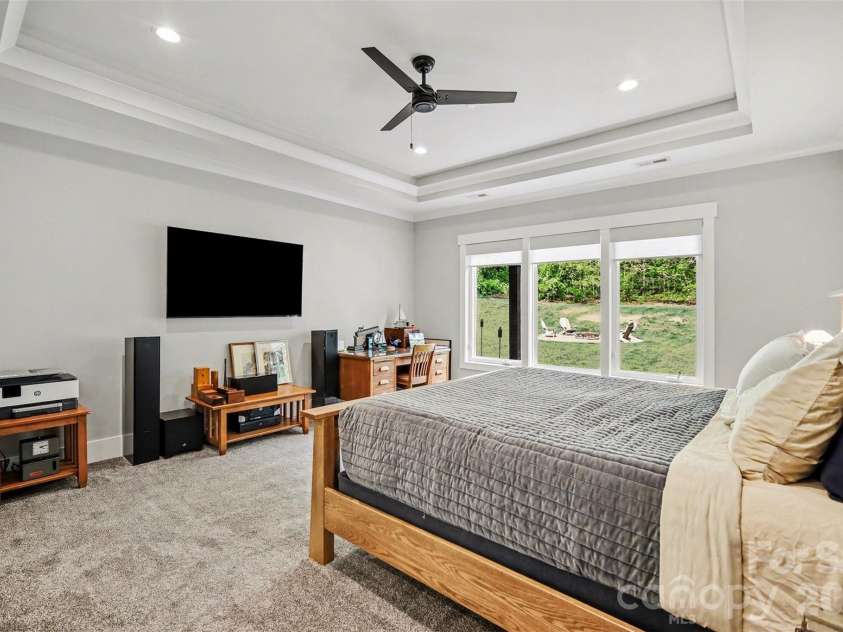4317 Steepleton Way, Charlotte, NC 28215.  MLS# CAR4363516, YatesRealty ID 10864. Primary Bedroom