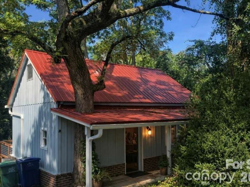 9 & 1 Old Mill Lane, Weaverville, NC 28787.  MLS# CAR4347563, YatesRealty ID 10865. 1 Bed cottage 2