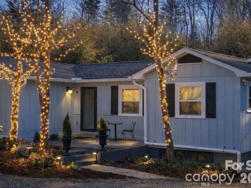 9 & 1 Old Mill Lane, Weaverville, NC 28787.  MLS# CAR4347563, YatesRealty ID 10865. 3 bed 2 bath cottage 1