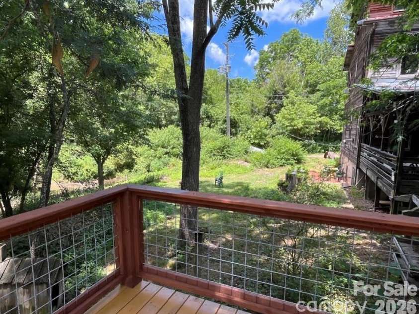 9 & 1 Old Mill Lane, Weaverville, NC 28787.  MLS# CAR4347563, YatesRealty ID 10865. 