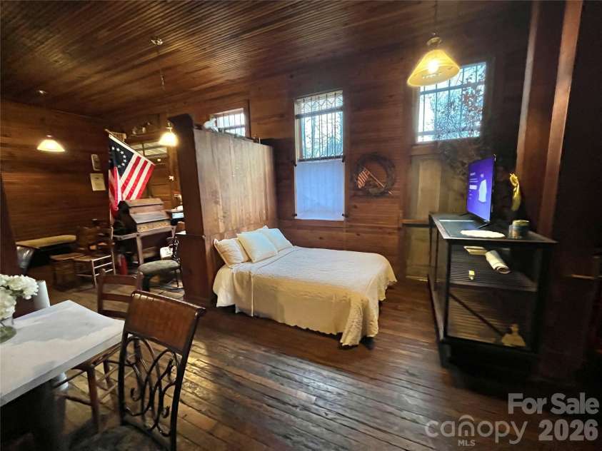 9 & 1 Old Mill Lane, Weaverville, NC 28787.  MLS# CAR4347563, YatesRealty ID 10865. 