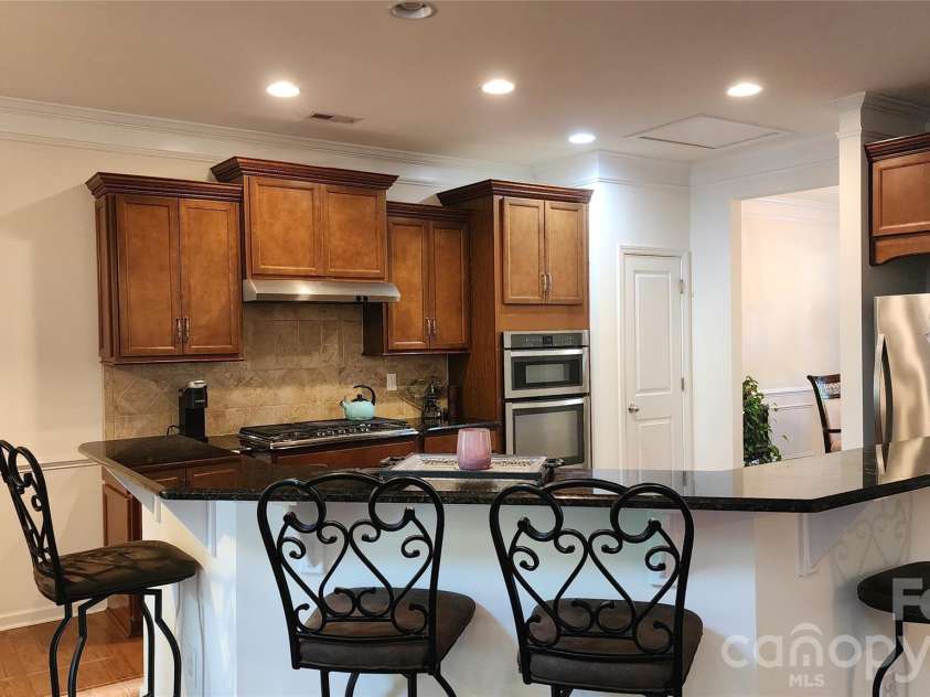 4223 Craighill Lane, Charlotte, NC 28278.  MLS# CAR4350239, YatesRealty ID 10866. 