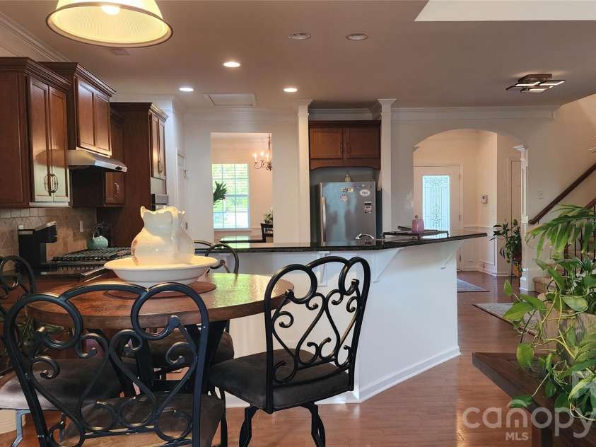4223 Craighill Lane, Charlotte, NC 28278.  MLS# CAR4350239, YatesRealty ID 10866. 