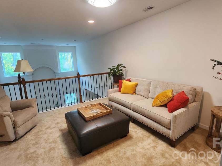 4223 Craighill Lane, Charlotte, NC 28278.  MLS# CAR4350239, YatesRealty ID 10866. 