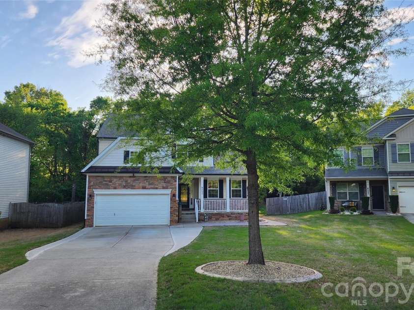 4223 Craighill Lane, Charlotte, NC 28278.  MLS# CAR4350239, YatesRealty ID 10866. 