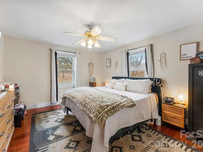 107 Oakland Road, Belmont, NC 28012.  MLS# CAR4343555, YatesRealty ID 10868. 