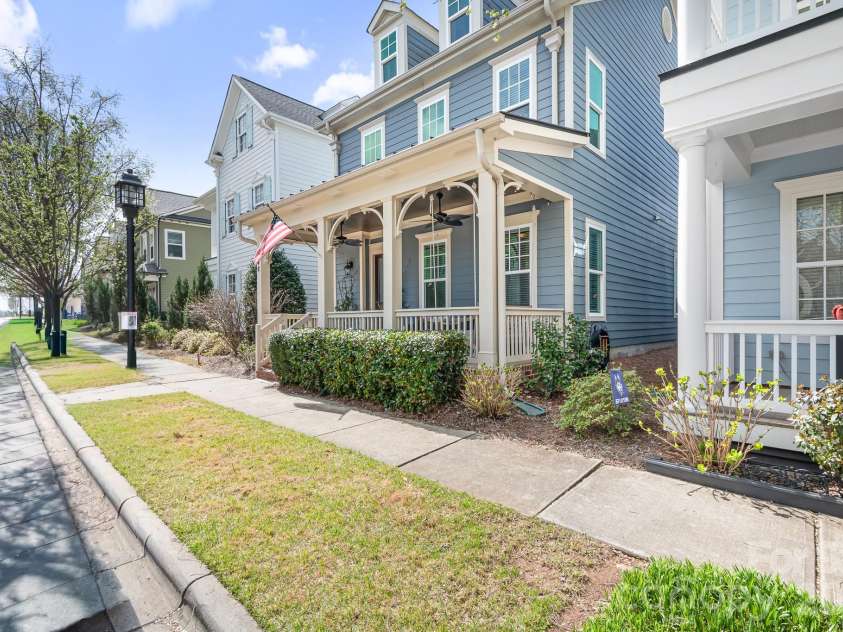 1146 South Street, Cornelius, NC 28031.  MLS# CAR4359596, YatesRealty ID 10869. 
