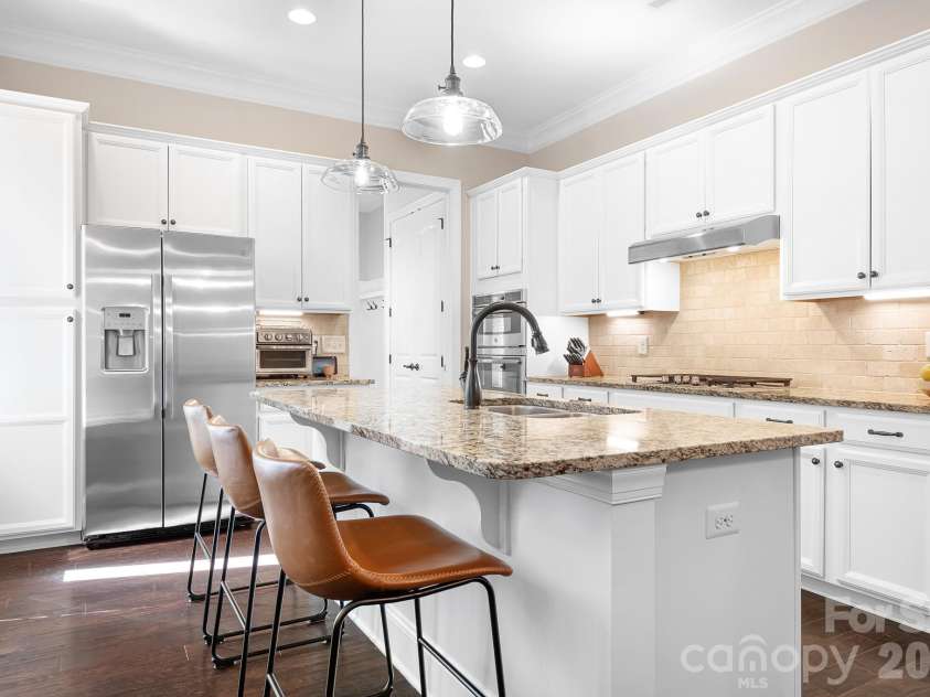 1146 South Street, Cornelius, NC 28031.  MLS# CAR4359596, YatesRealty ID 10869. 