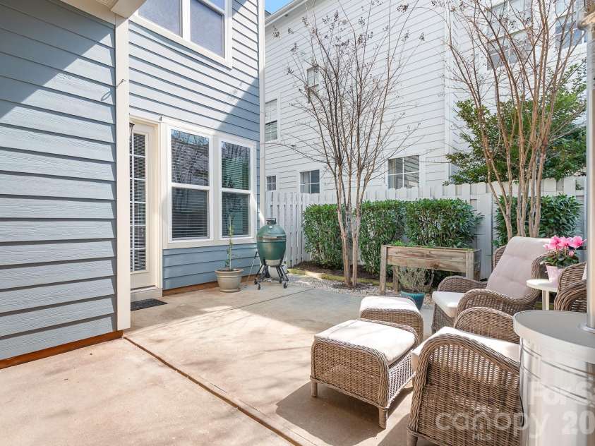 1146 South Street, Cornelius, NC 28031.  MLS# CAR4359596, YatesRealty ID 10869. 