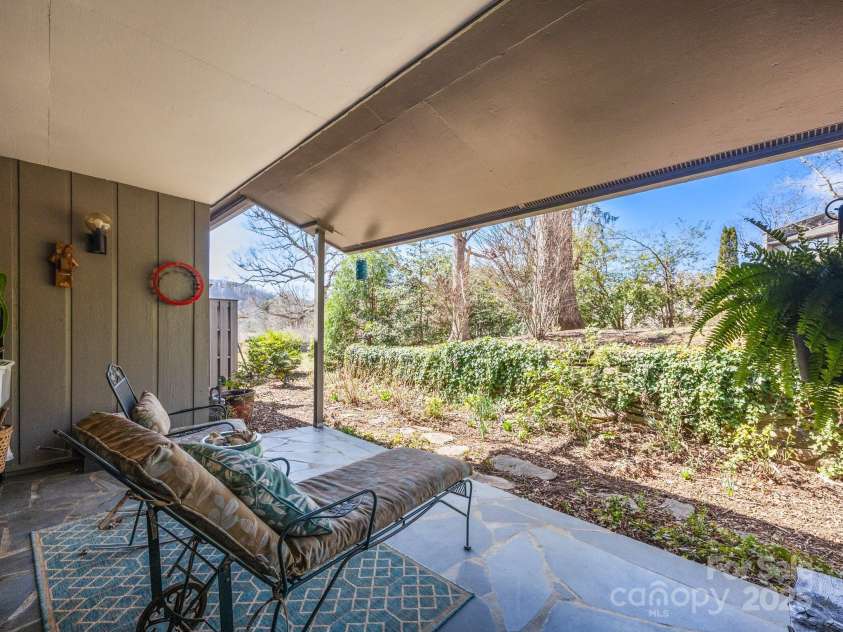 214 Crowfields Drive, Asheville, NC 28803.  MLS# CAR4231576, YatesRealty ID 10869. Coffee anyone?