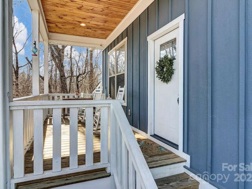 111 Front Porch Drive, Black Mountain, NC 28711.  MLS# CAR4218896, YatesRealty ID 1087. 