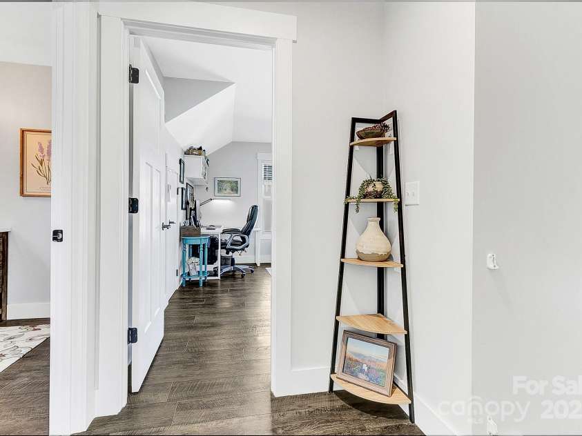 111 Front Porch Drive, Black Mountain, NC 28711.  MLS# CAR4218896, YatesRealty ID 1087. 