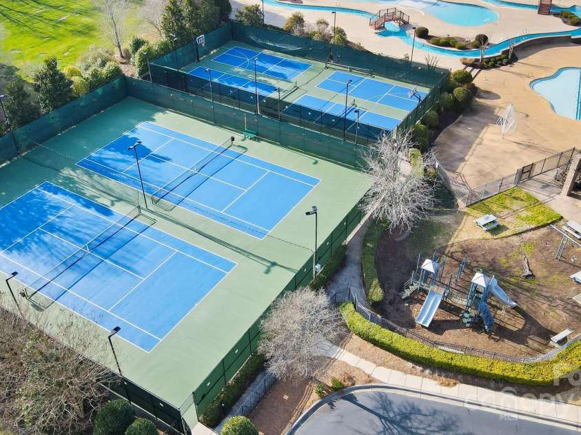 2016 Autumn Blossom Lane, Waxhaw, NC 28173.  MLS# CAR4327443, YatesRealty ID 1087. 