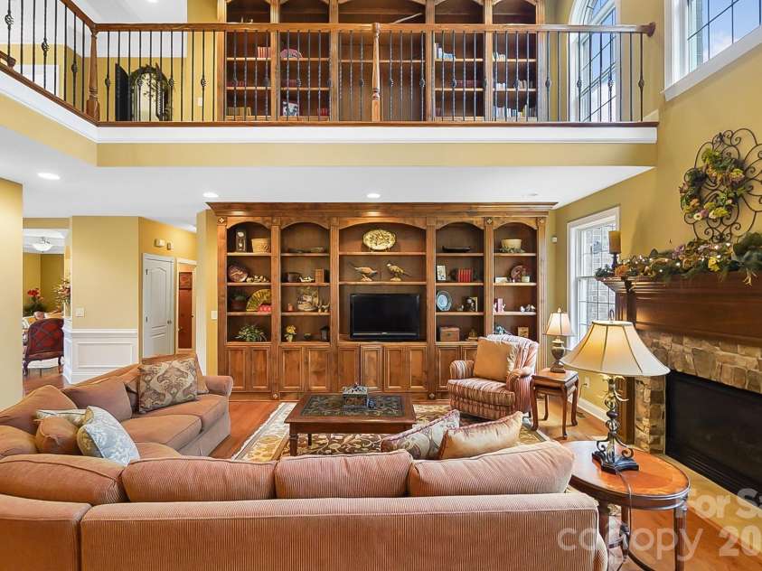 2016 Autumn Blossom Lane, Waxhaw, NC 28173.  MLS# CAR4327443, YatesRealty ID 1087. 