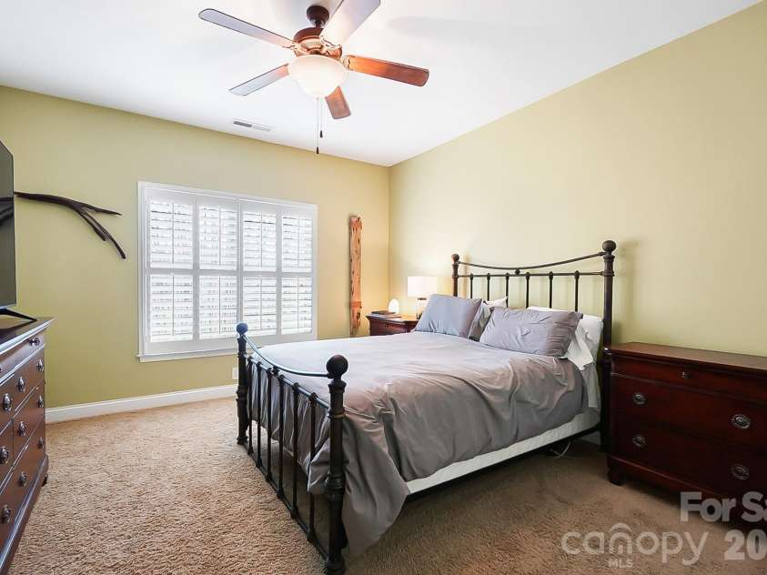 2016 Autumn Blossom Lane, Waxhaw, NC 28173.  MLS# CAR4327443, YatesRealty ID 1087. 