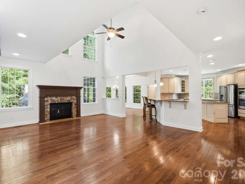 2016 Autumn Blossom Lane, Waxhaw, NC 28173.  MLS# CAR4387108, YatesRealty ID 1087. 