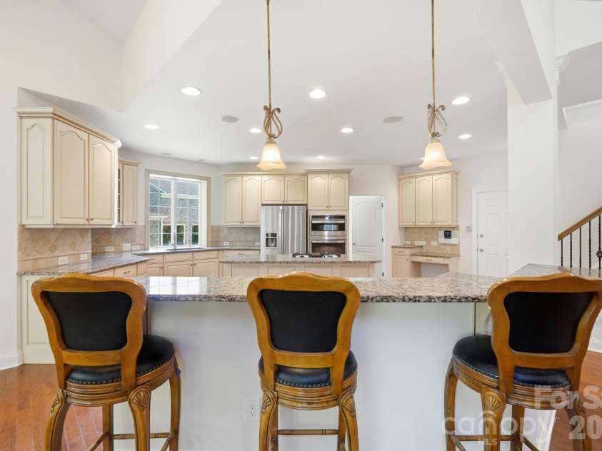 2016 Autumn Blossom Lane, Waxhaw, NC 28173.  MLS# CAR4387108, YatesRealty ID 1087. 