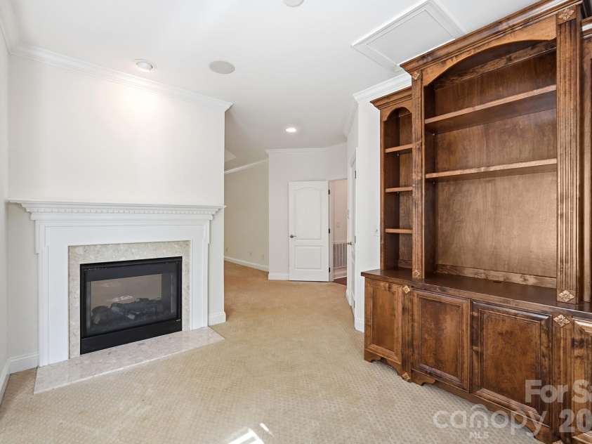 2016 Autumn Blossom Lane, Waxhaw, NC 28173.  MLS# CAR4387108, YatesRealty ID 1087. 