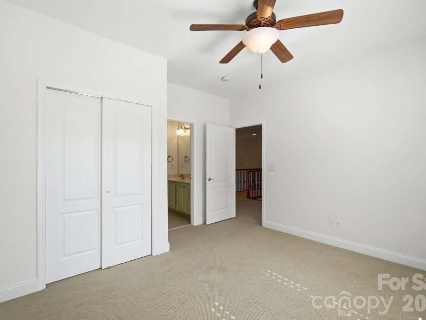 2016 Autumn Blossom Lane, Waxhaw, NC 28173.  MLS# CAR4387108, YatesRealty ID 1087. 