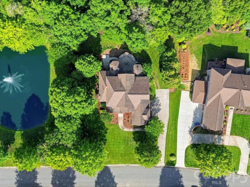2016 Autumn Blossom Lane, Waxhaw, NC 28173.  MLS# CAR4387108, YatesRealty ID 1087. 