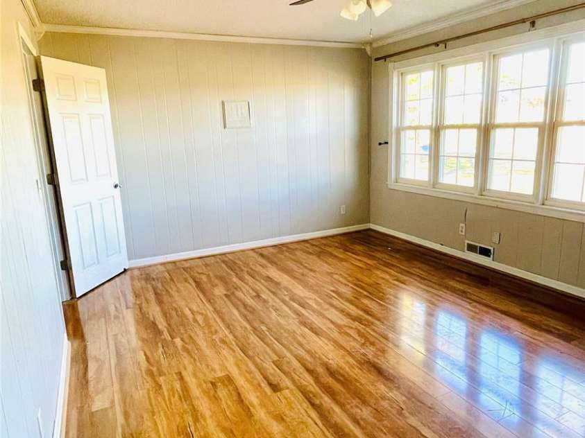 742 Aquadale Road, Albemarle, NC 28001.  MLS# CAR4223319, YatesRealty ID 10870. Living room